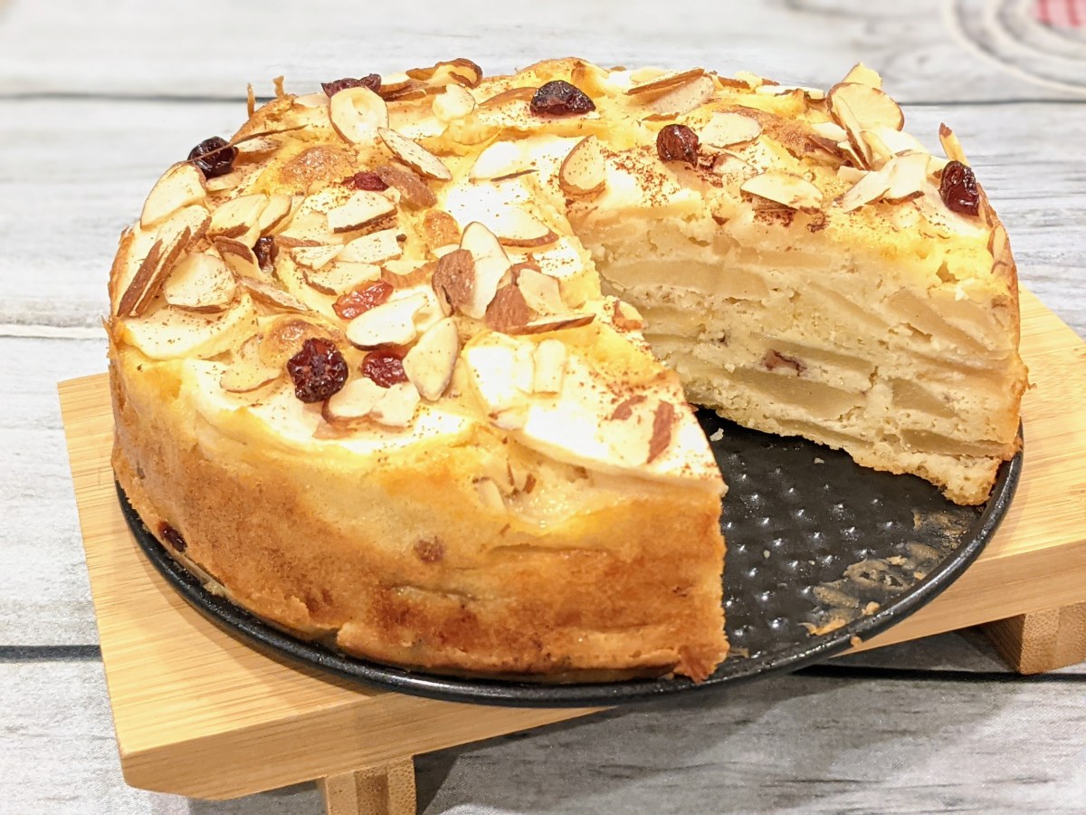 Diet Friendly Apple Almond&nbsp;Cake